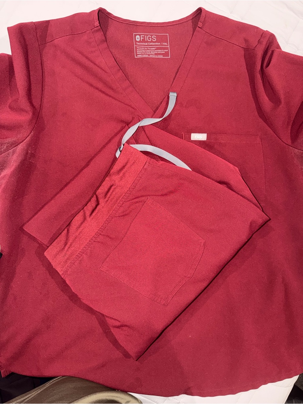 Burgundy Figs Scrub set